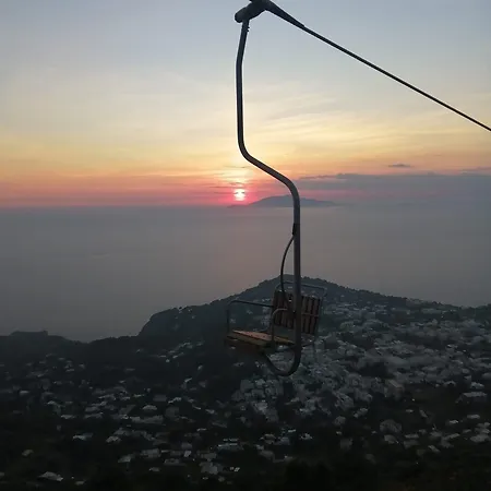Oda ve Kahvaltı La Ninfa Di Capri 4*