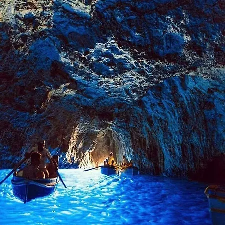 La Ninfa Di Capri Oda ve Kahvaltı 4*