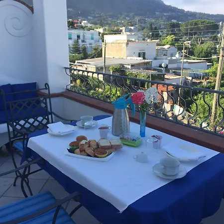 La Ninfa Di Capri Oda ve Kahvaltı 4*